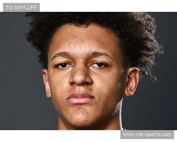 保罗·班切罗突破能力提升拉开空间 助推球队进攻多样化